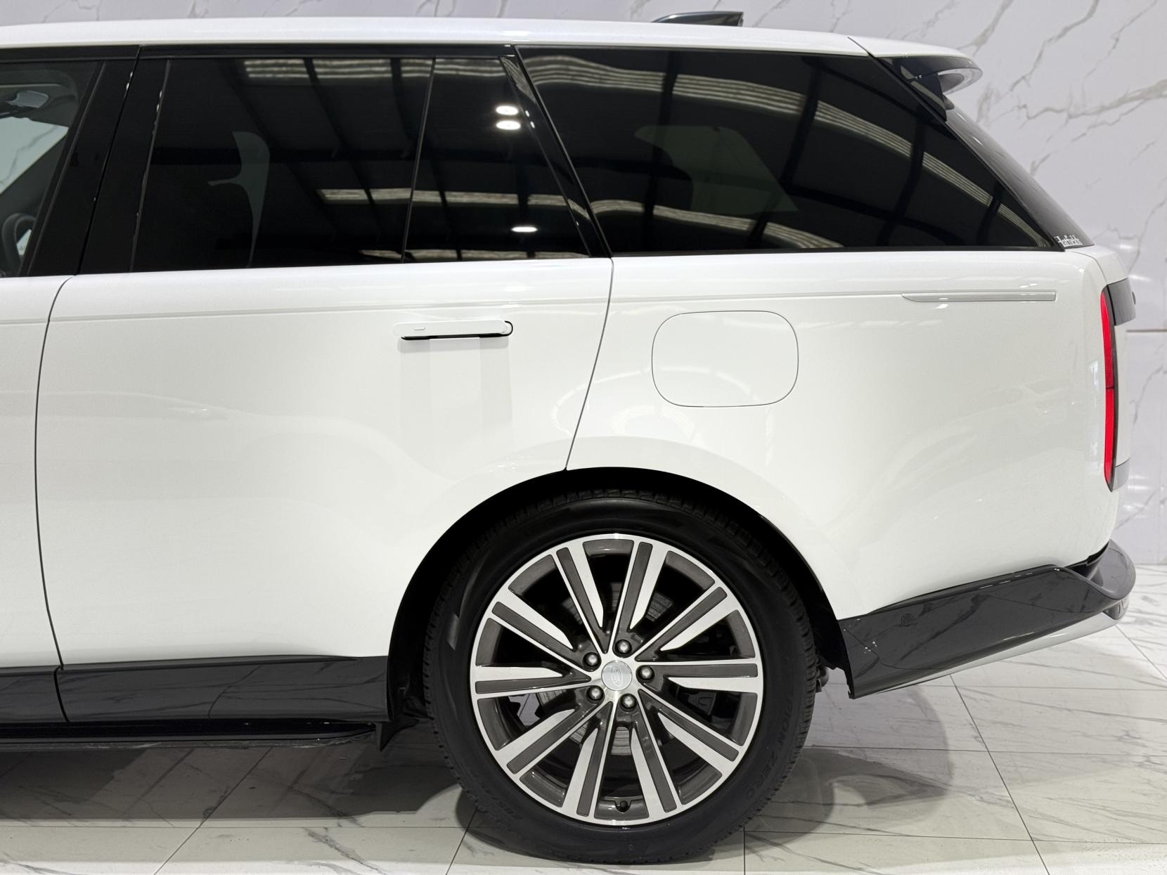 Land Rover Range Rover 3.0 P510e 38.2kWh Autobiography Auto 4WD Euro 6 (s/s) 5dr