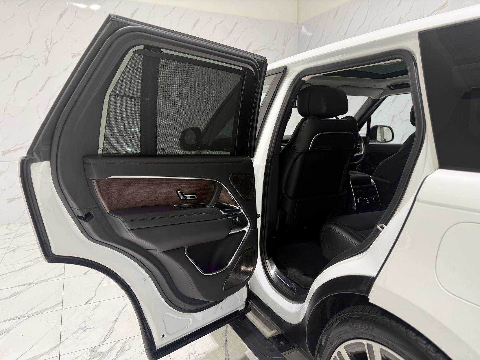 Land Rover Range Rover 3.0 P510e 38.2kWh Autobiography Auto 4WD Euro 6 (s/s) 5dr