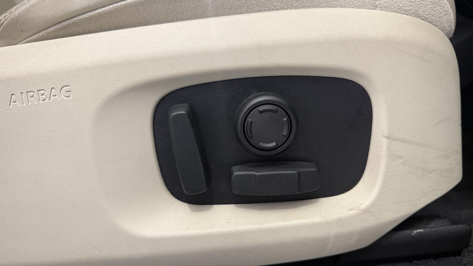 Land Rover Range Rover Evoque 2.0 TD4 HSE Dynamic SUV 5dr Diesel Auto 4WD Euro 6 (s/s) (180 ps)