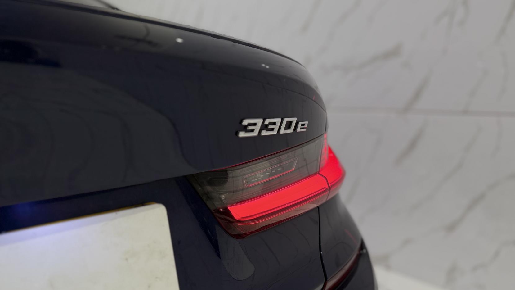 BMW 3 Series 2.0 330e 12kWh M Sport Pro Edition Saloon 4dr Petrol Plug-in Hybrid Auto Euro 6 (s/s) (292 ps)