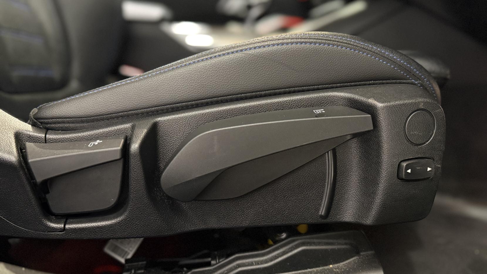 BMW 3 Series 2.0 330e 12kWh M Sport Pro Edition Saloon 4dr Petrol Plug-in Hybrid Auto Euro 6 (s/s) (292 ps)