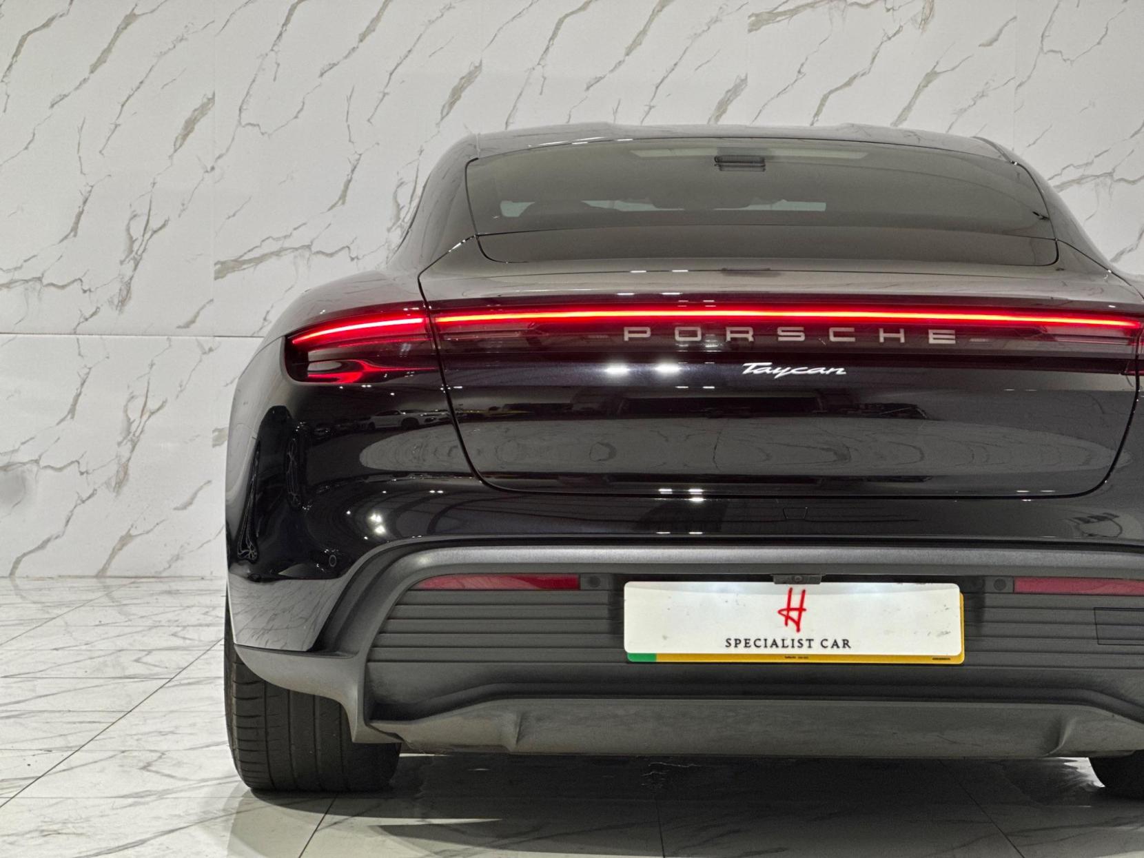 Porsche Taycan Performance 79.2kWh Auto RWD 4dr (11kW Charger)