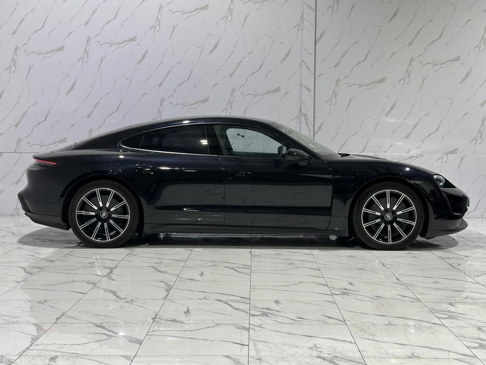 Porsche Taycan Performance 79.2kWh Auto RWD 4dr (11kW Charger)