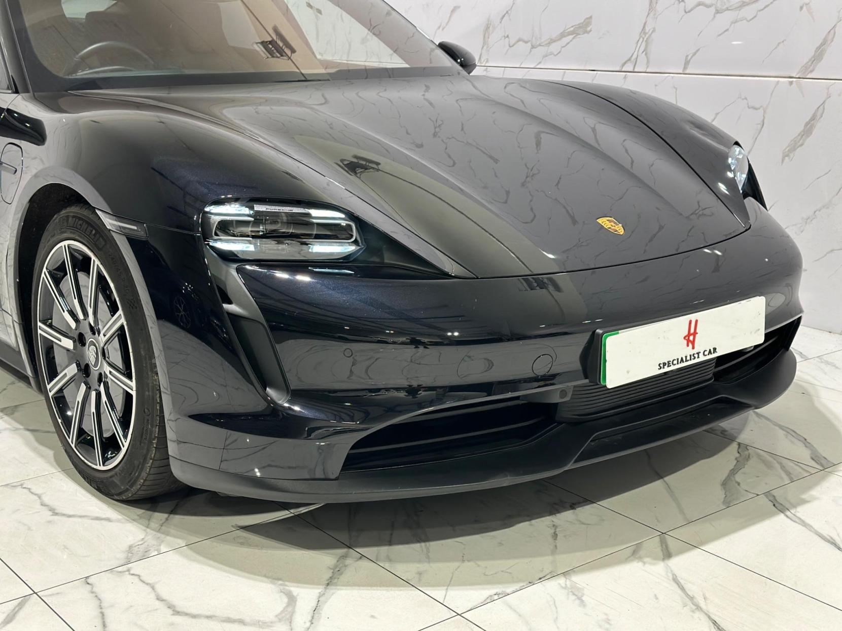 Porsche Taycan Performance 79.2kWh Auto RWD 4dr (11kW Charger)