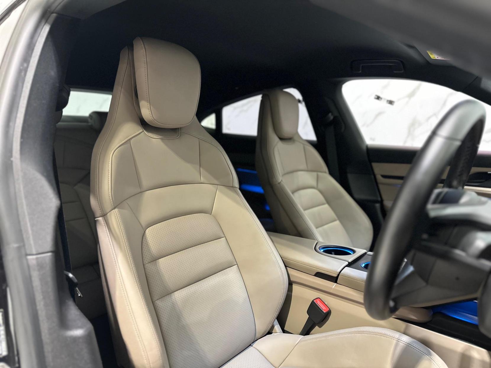 Porsche Taycan Performance 79.2kWh Auto RWD 4dr (11kW Charger)