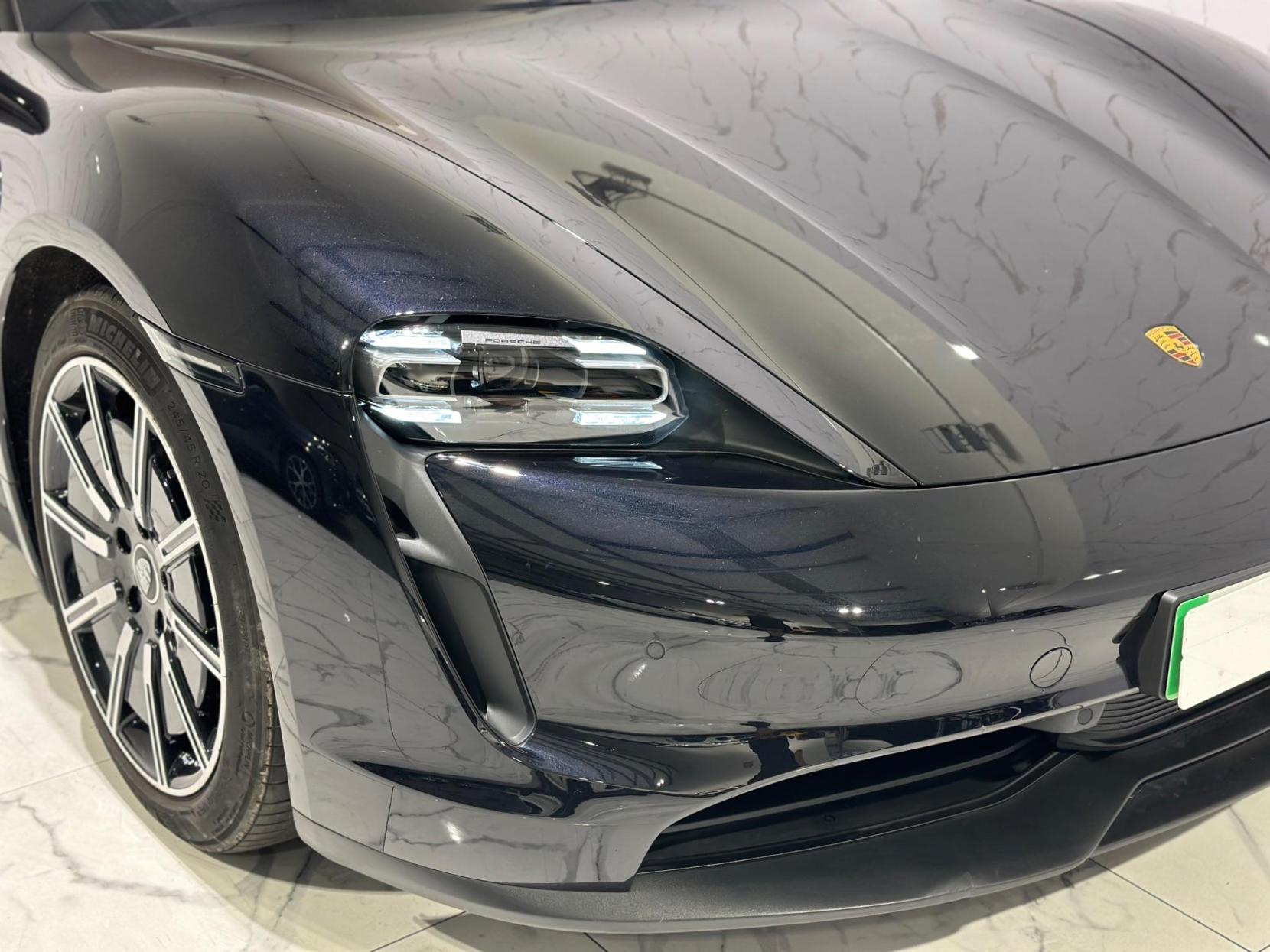 Porsche Taycan Performance 79.2kWh Auto RWD 4dr (11kW Charger)