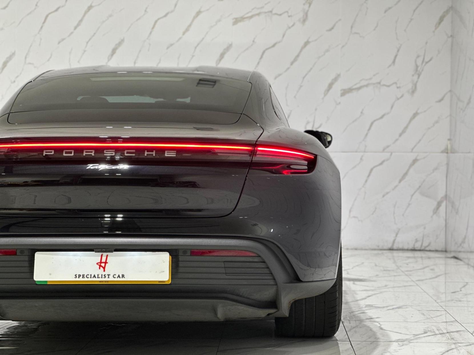 Porsche Taycan Performance 79.2kWh Auto RWD 4dr (11kW Charger)