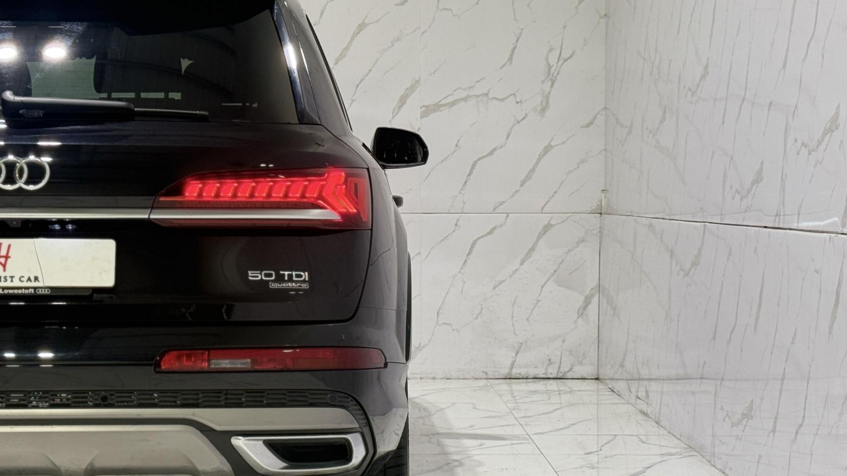 Audi Q7 3.0 TDI V6 50 S line SUV 5dr Diesel Tiptronic quattro Euro 6 (s/s) (286 ps)