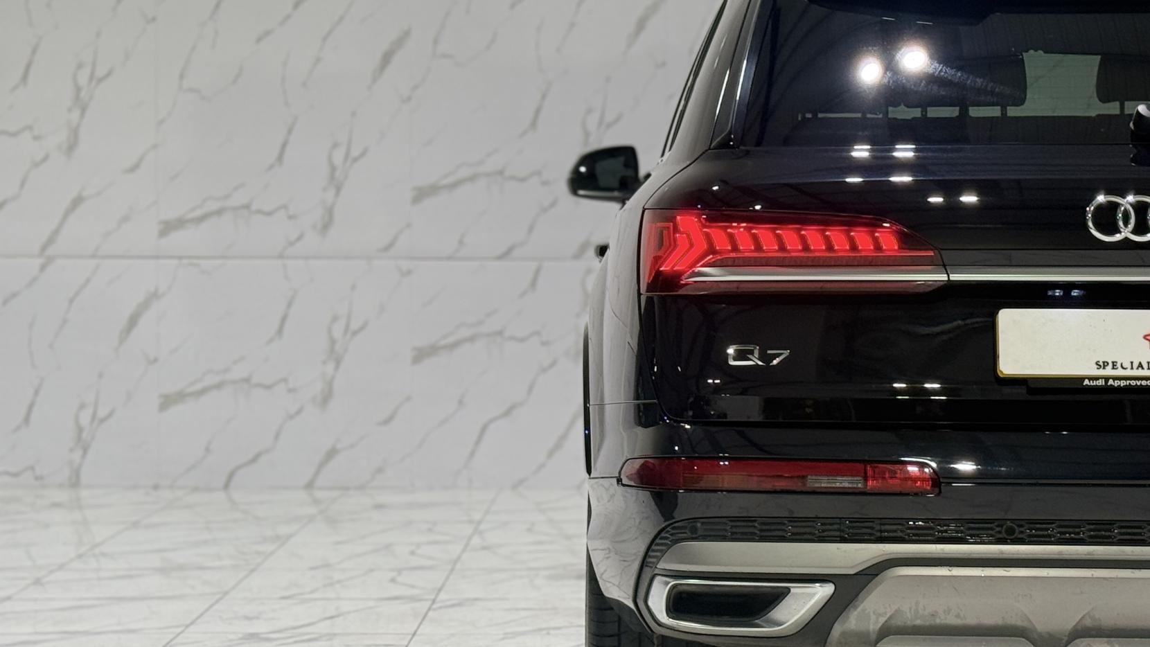 Audi Q7 3.0 TDI V6 50 S line SUV 5dr Diesel Tiptronic quattro Euro 6 (s/s) (286 ps)