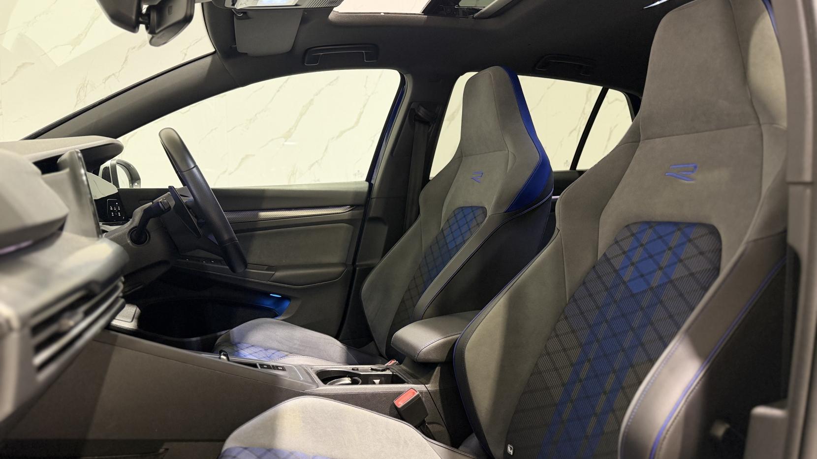 Volkswagen Golf 2.0 TSI R Hatchback 5dr Petrol DSG 4Motion Euro 6 (s/s) (320 ps)