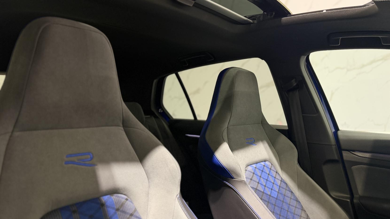 Volkswagen Golf 2.0 TSI R Hatchback 5dr Petrol DSG 4Motion Euro 6 (s/s) (320 ps)