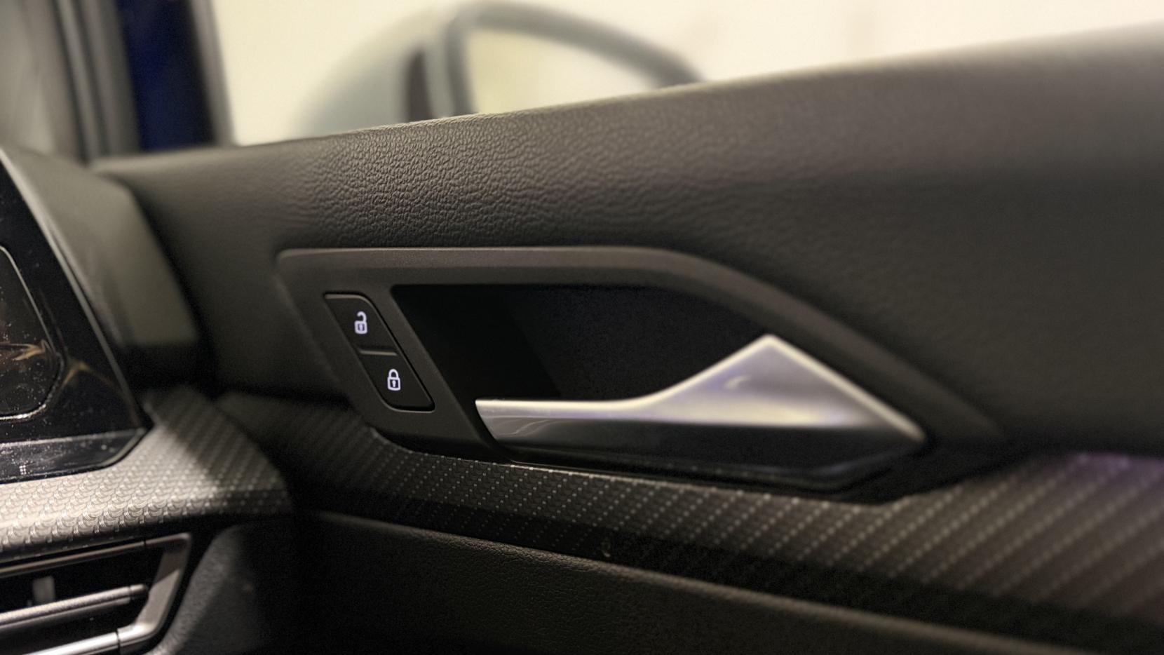 Volkswagen Golf 2.0 TSI R Hatchback 5dr Petrol DSG 4Motion Euro 6 (s/s) (320 ps)