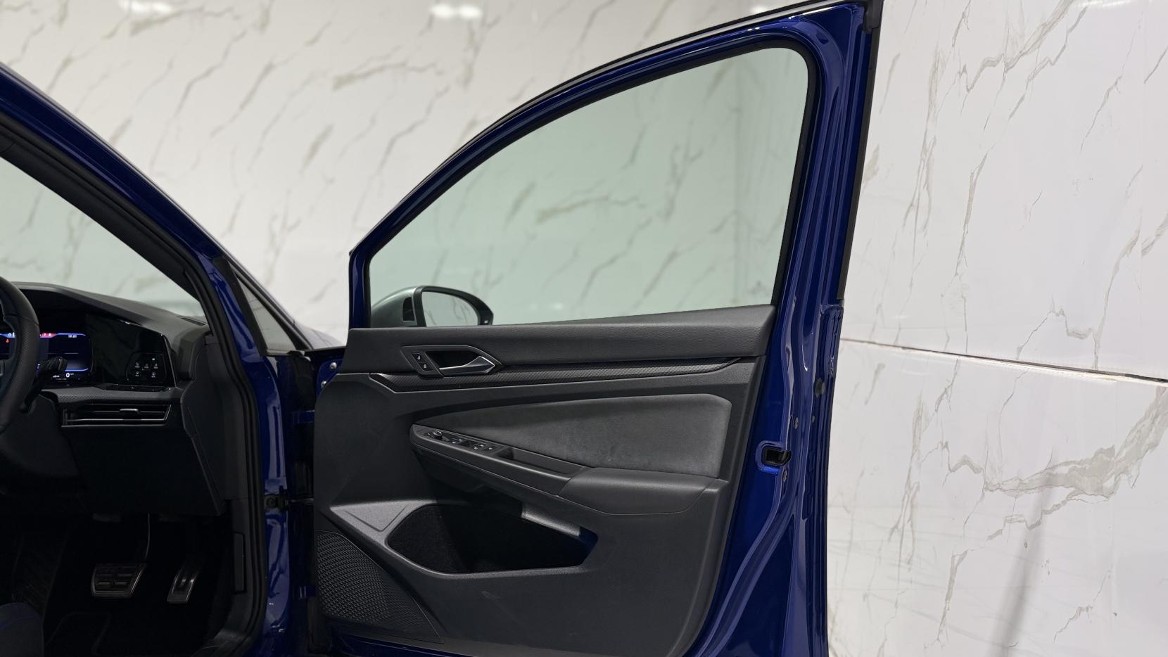 Volkswagen Golf 2.0 TSI R Hatchback 5dr Petrol DSG 4Motion Euro 6 (s/s) (320 ps)