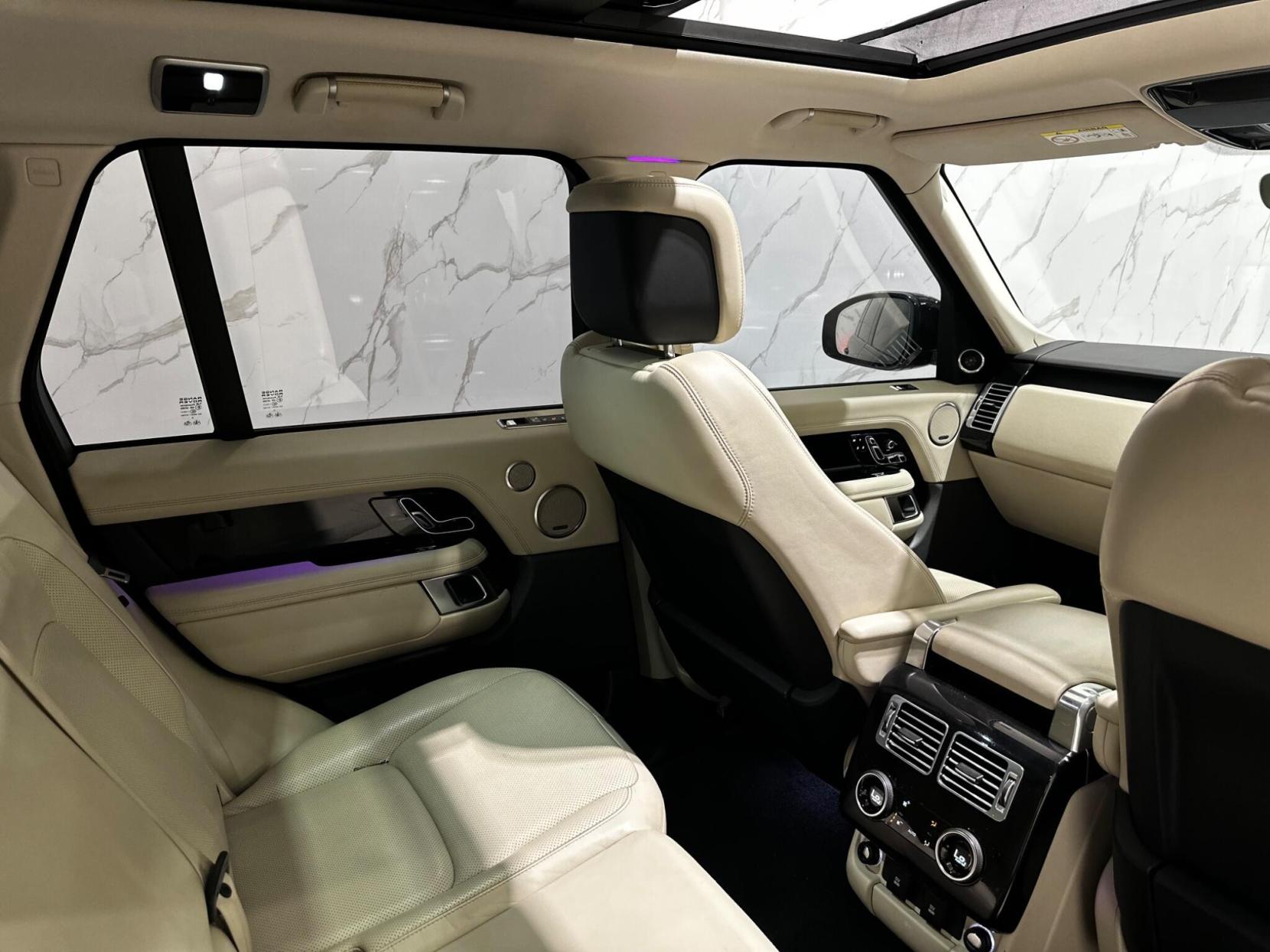 Land Rover Range Rover 3.0 SD V6 Vogue Auto 4WD Euro 6 (s/s) 5dr