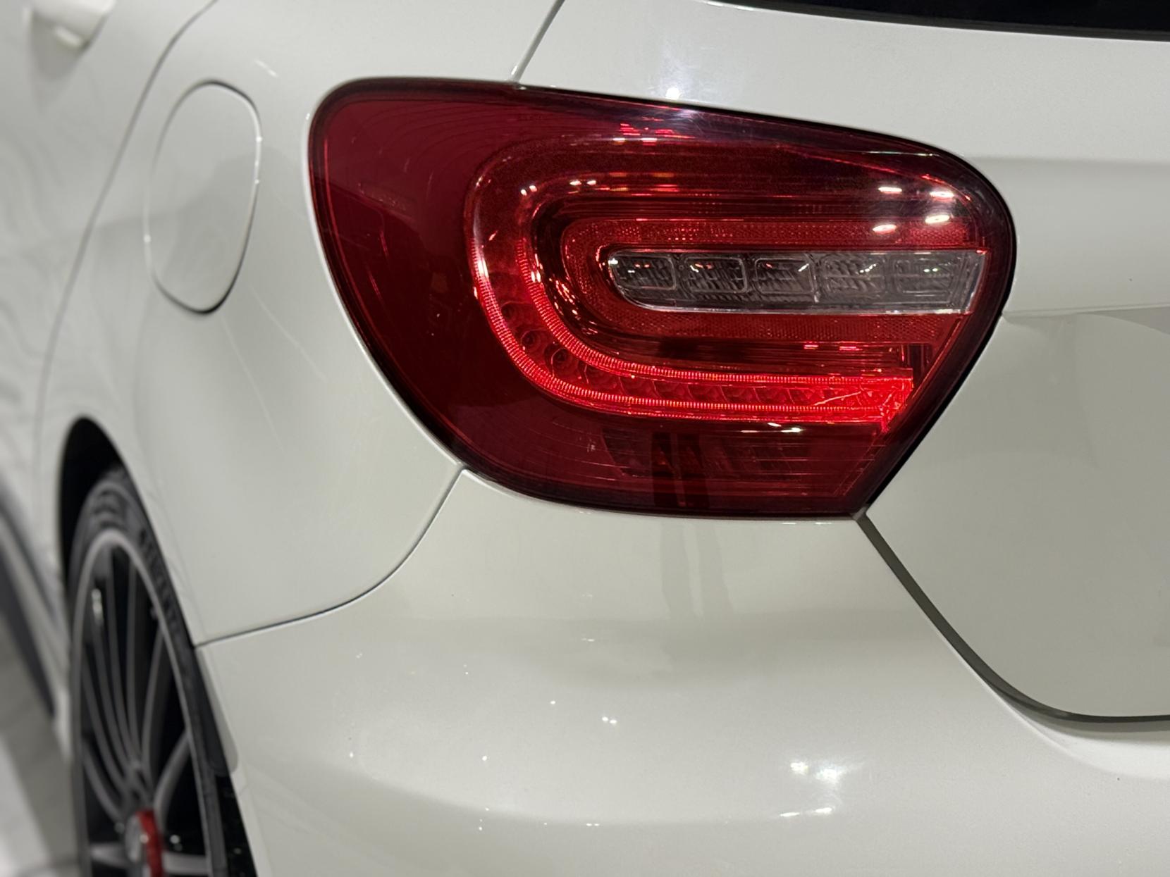 Mercedes-Benz A Class 2.0 A45 AMG Hatchback 5dr Petrol SpdS DCT 4MATIC Euro 6 (s/s) (360 ps)