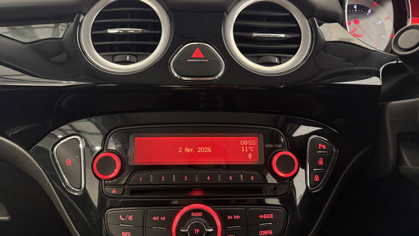 Vauxhall ADAM 1.4 16v SLAM Hatchback 3dr Petrol Manual Euro 5 (100 ps)