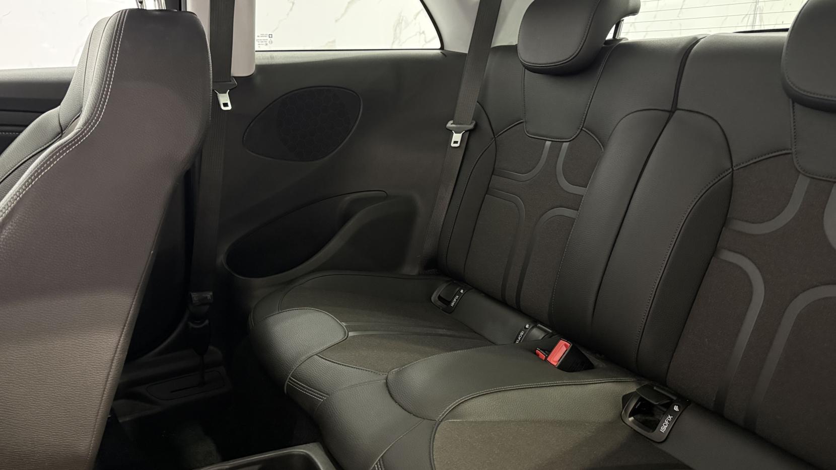 Vauxhall ADAM 1.4 16v SLAM Hatchback 3dr Petrol Manual Euro 5 (100 ps)