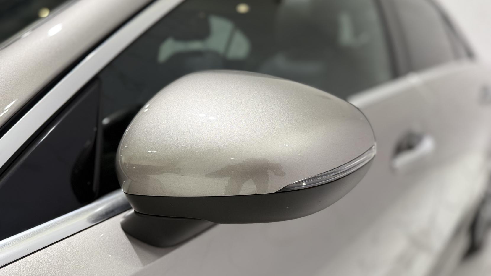 Mercedes-Benz A Class 1.3 A250e 15.6kWh AMG Line (Premium Plus 2) Saloon 4dr Petrol Plug-in Hybrid 8G-DCT Euro 6 (s/s) (218 ps)