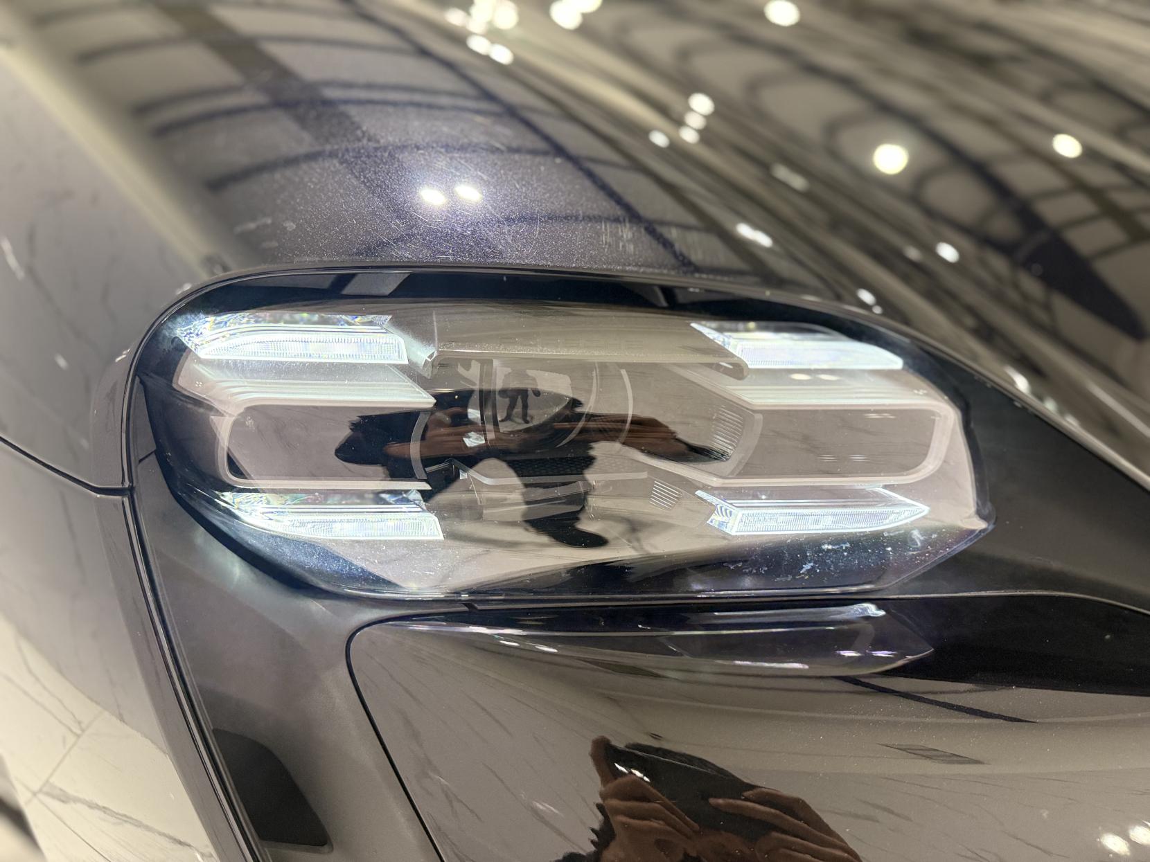 Porsche Taycan Performance 79.2kWh Saloon 4dr Electric Auto RWD (22kW Charger) (408 ps)