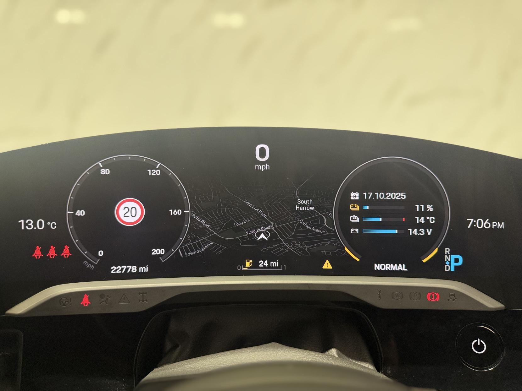 Porsche Taycan Performance 79.2kWh Saloon 4dr Electric Auto RWD (22kW Charger) (408 ps)