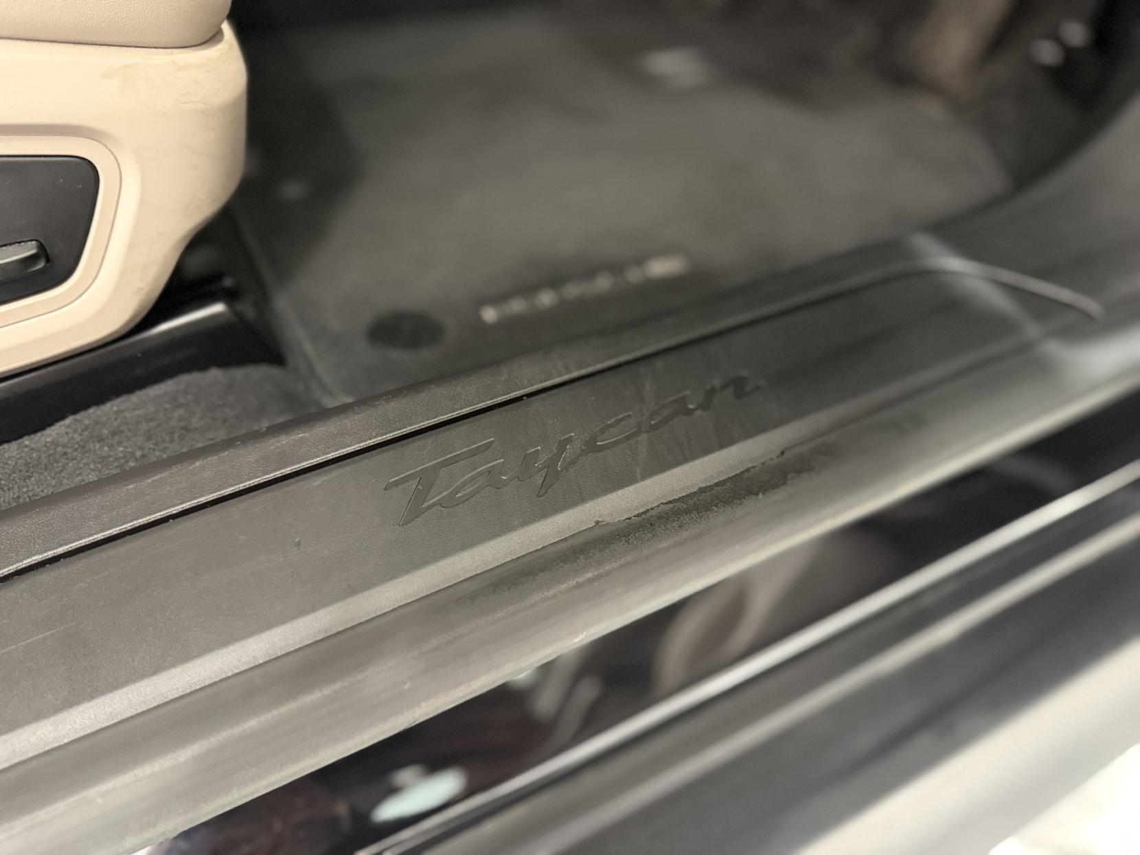 Porsche Taycan Performance 79.2kWh Saloon 4dr Electric Auto RWD (22kW Charger) (408 ps)