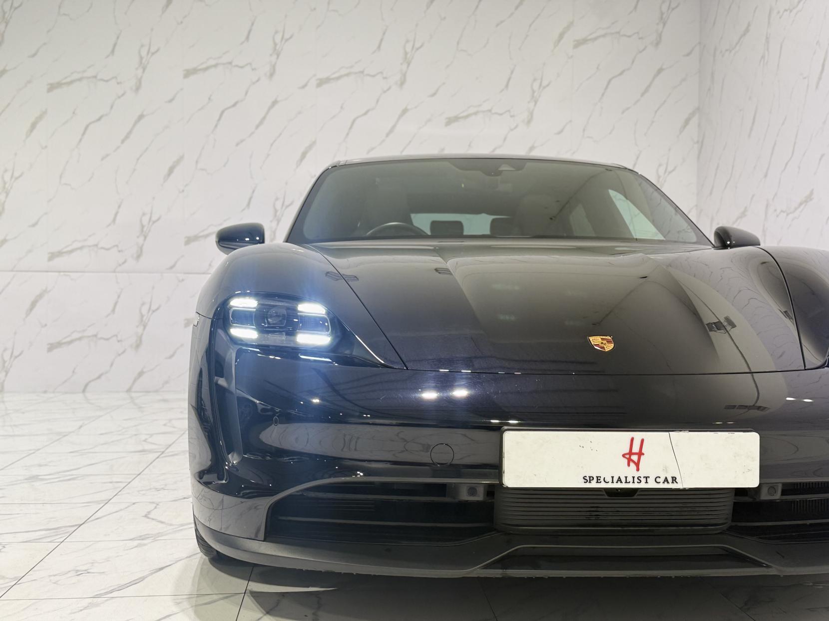 Porsche Taycan Performance 79.2kWh Saloon 4dr Electric Auto RWD (22kW Charger) (408 ps)