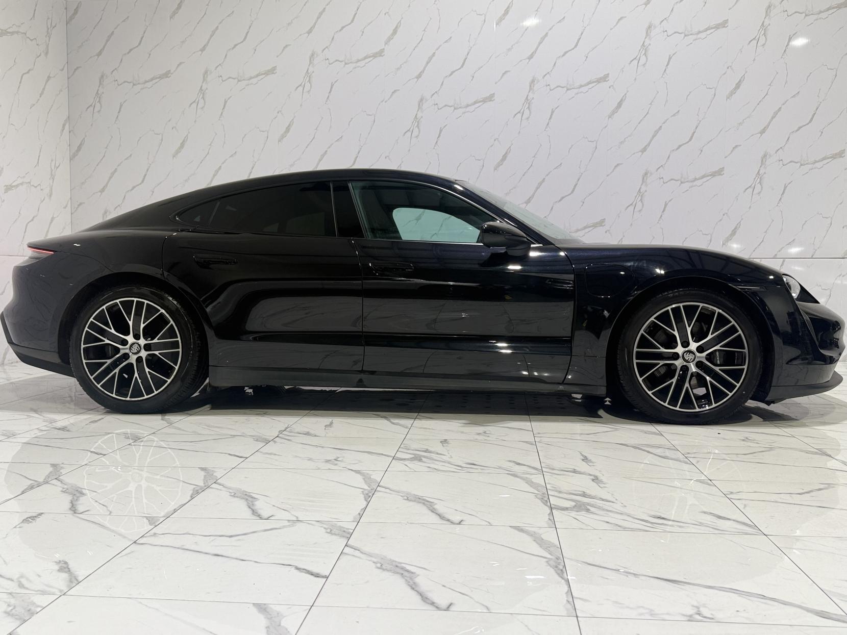 Porsche Taycan Performance 79.2kWh Saloon 4dr Electric Auto RWD (22kW Charger) (408 ps)