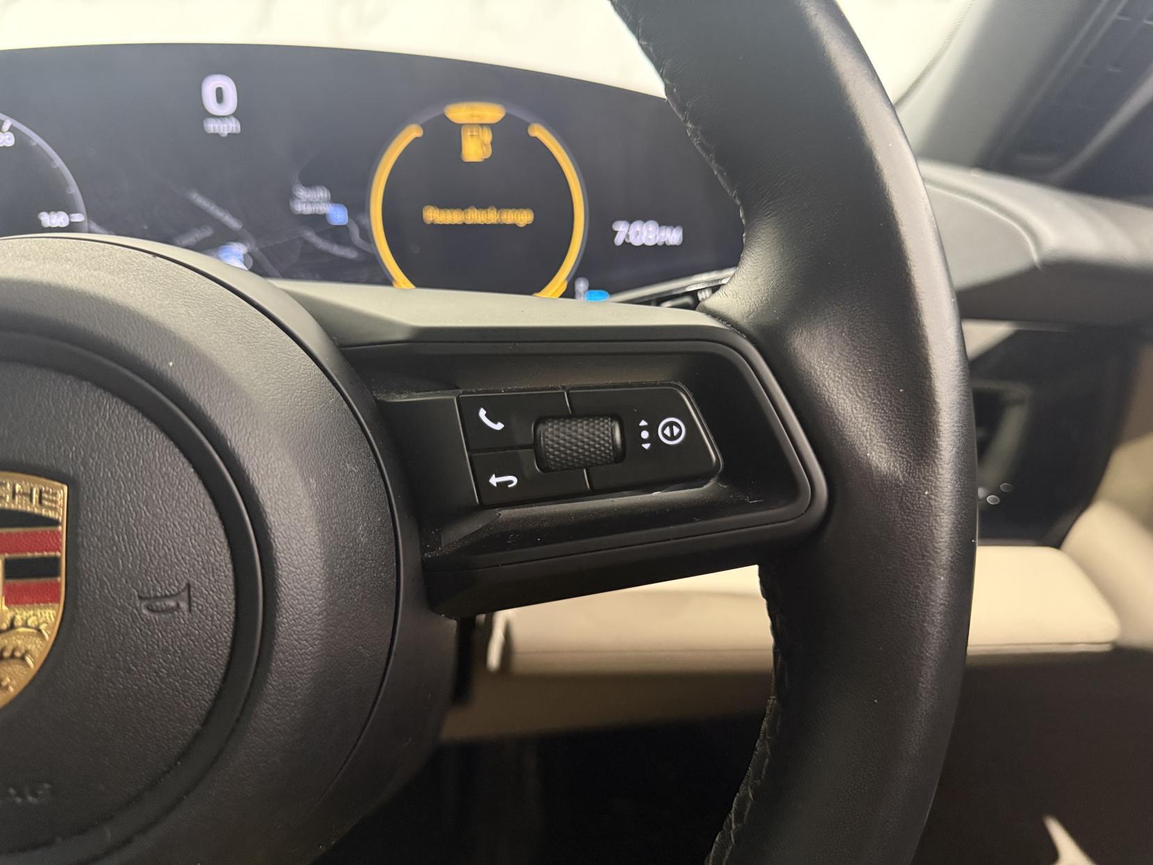 Porsche Taycan Performance 79.2kWh Saloon 4dr Electric Auto RWD (22kW Charger) (408 ps)