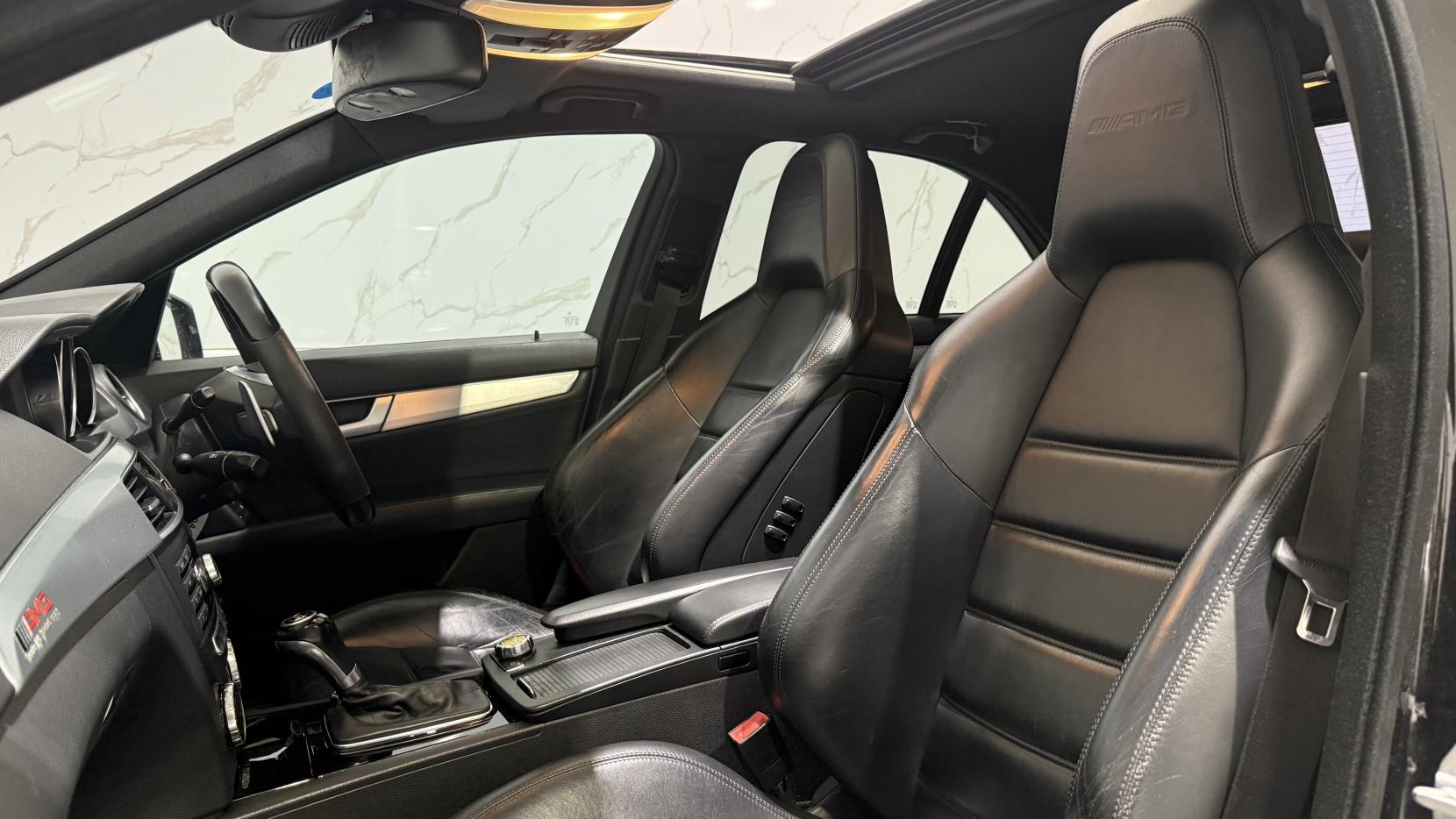 Mercedes-Benz C Class 6.3 C63 V8 AMG Saloon 4dr Petrol SpdS MCT Euro 5 (457 ps)