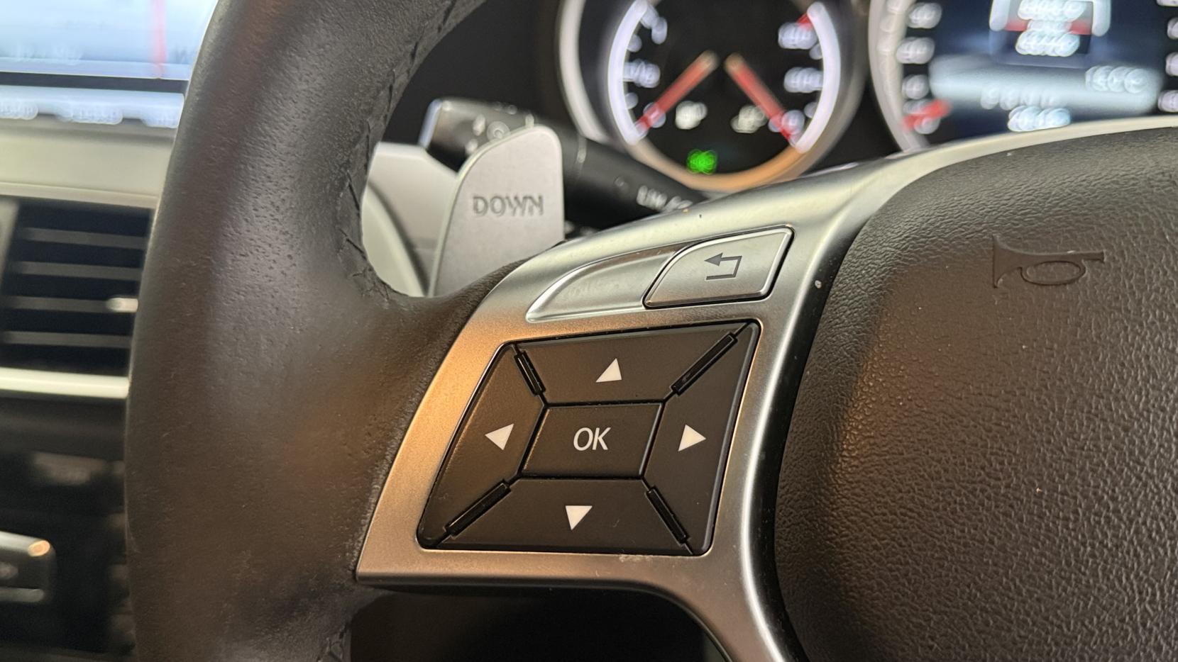 Mercedes-Benz C Class 6.3 C63 V8 AMG Saloon 4dr Petrol SpdS MCT Euro 5 (457 ps)