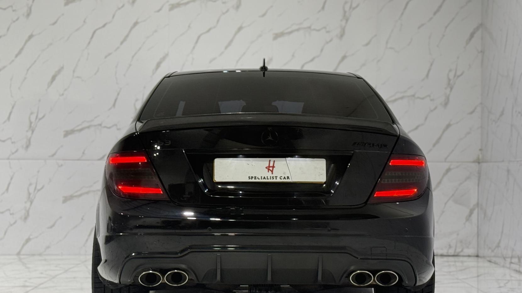 Mercedes-Benz C Class 6.3 C63 V8 AMG Saloon 4dr Petrol SpdS MCT Euro 5 (457 ps)