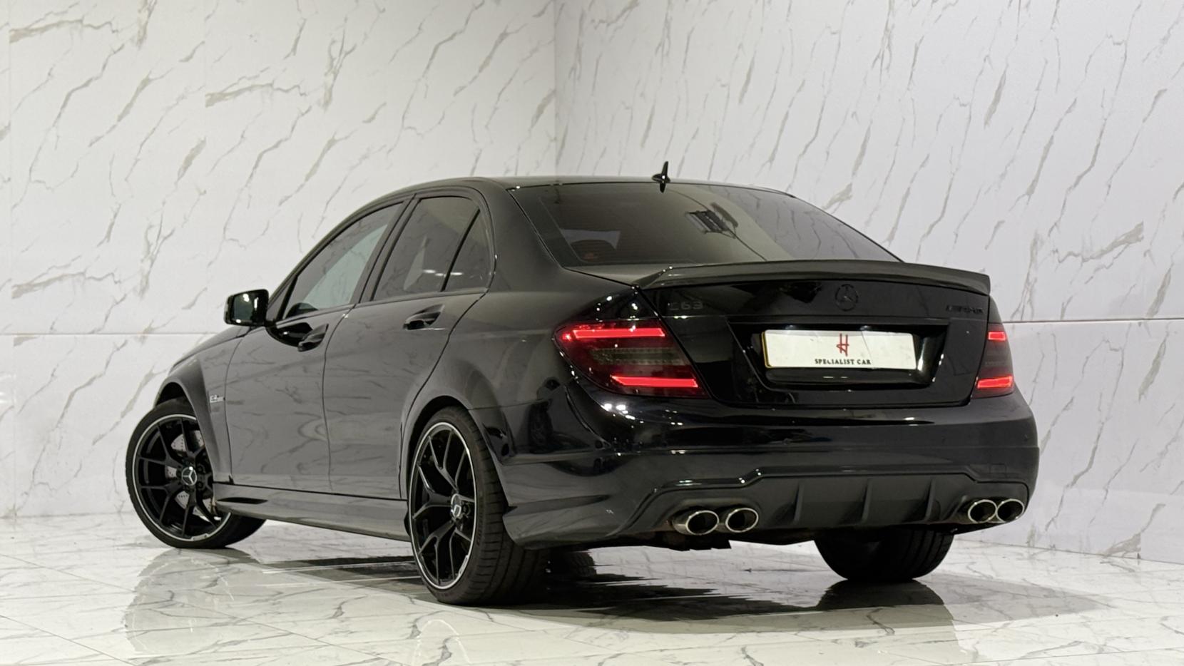 Mercedes-Benz C Class 6.3 C63 V8 AMG Saloon 4dr Petrol SpdS MCT Euro 5 (457 ps)