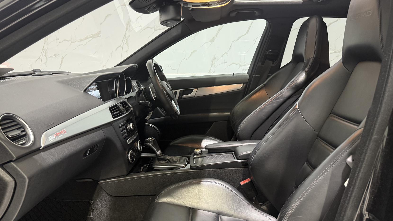 Mercedes-Benz C Class 6.3 C63 V8 AMG Saloon 4dr Petrol SpdS MCT Euro 5 (457 ps)