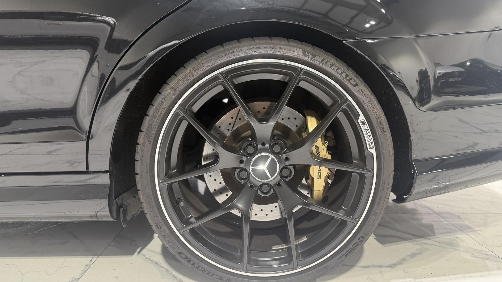Mercedes-Benz C Class 6.3 C63 V8 AMG Saloon 4dr Petrol SpdS MCT Euro 5 (457 ps)