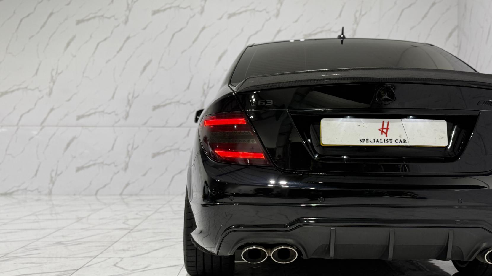 Mercedes-Benz C Class 6.3 C63 V8 AMG Saloon 4dr Petrol SpdS MCT Euro 5 (457 ps)