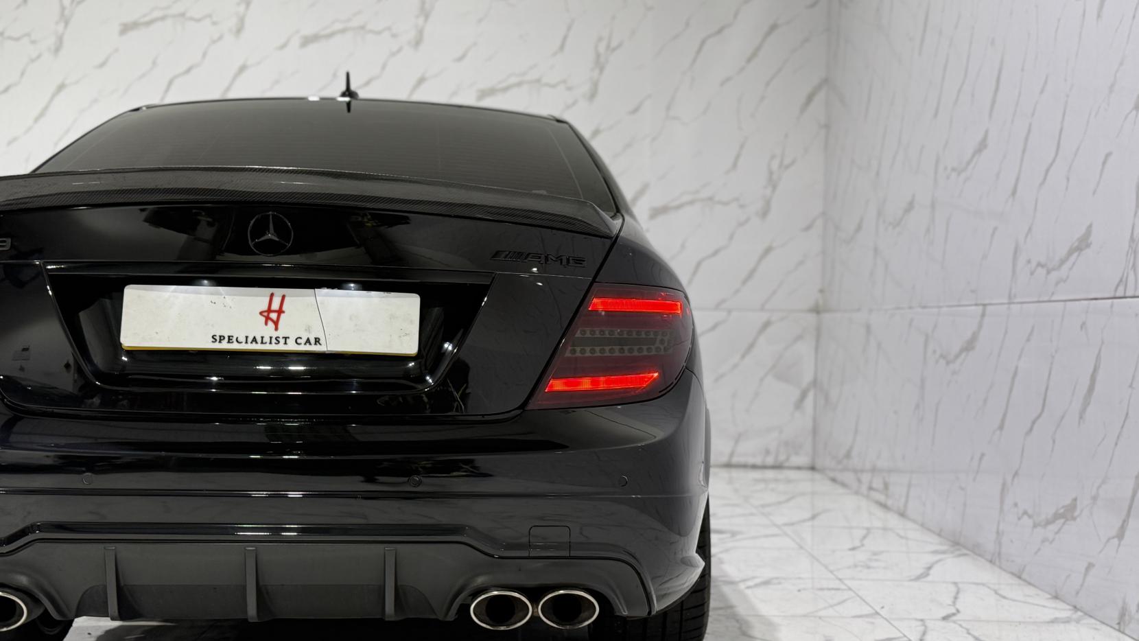 Mercedes-Benz C Class 6.3 C63 V8 AMG Saloon 4dr Petrol SpdS MCT Euro 5 (457 ps)