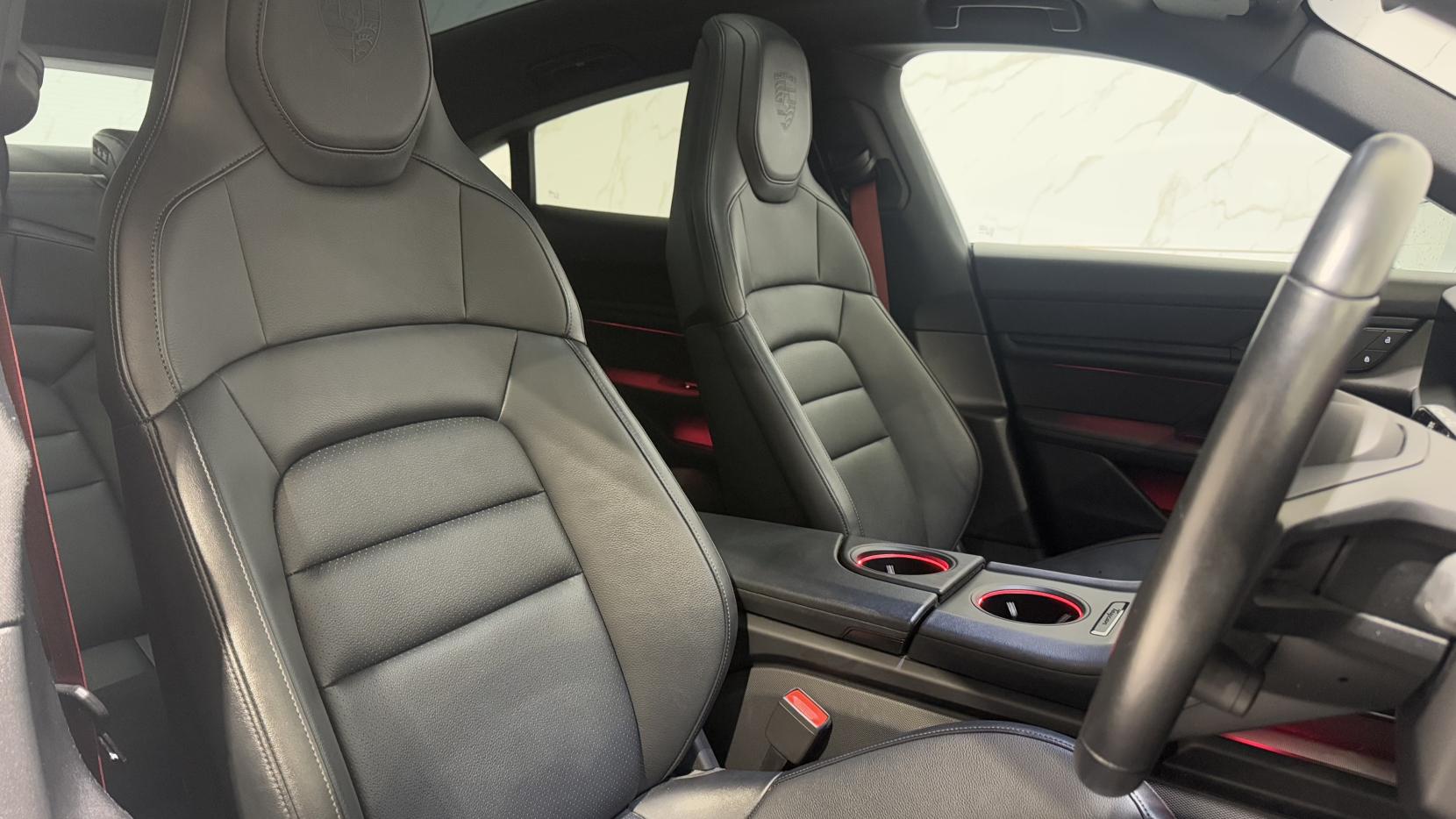 Porsche Taycan Performance Plus 93.4kWh Saloon 4dr Electric Auto RWD (11kW Charger) (476 ps)