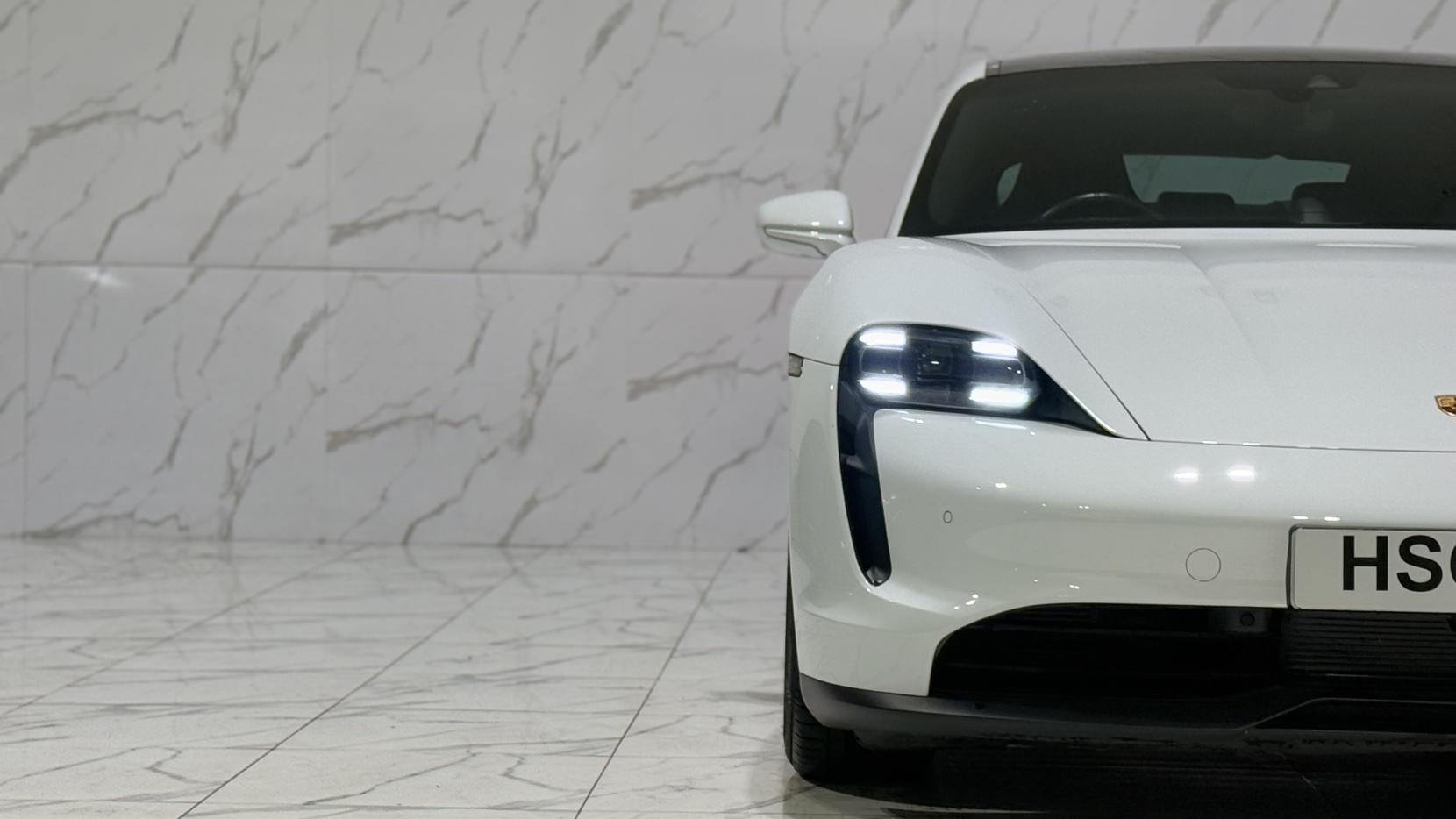 Porsche Taycan Performance Plus 93.4kWh Saloon 4dr Electric Auto RWD (11kW Charger) (476 ps)