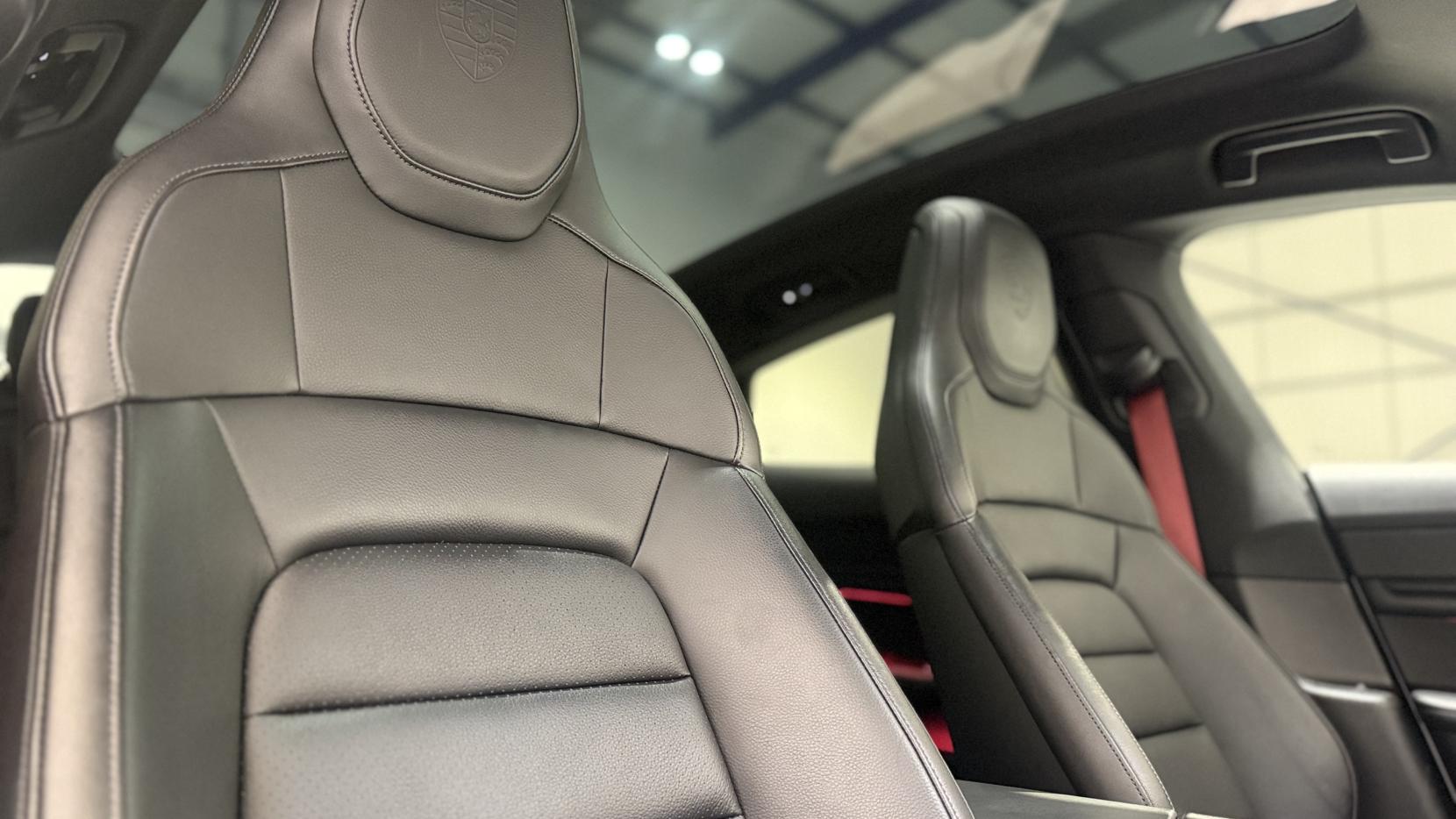 Porsche Taycan Performance Plus 93.4kWh Saloon 4dr Electric Auto RWD (11kW Charger) (476 ps)