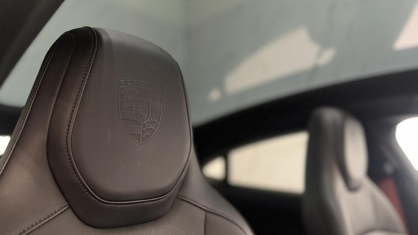 Porsche Taycan Performance Plus 93.4kWh Saloon 4dr Electric Auto RWD (11kW Charger) (476 ps)