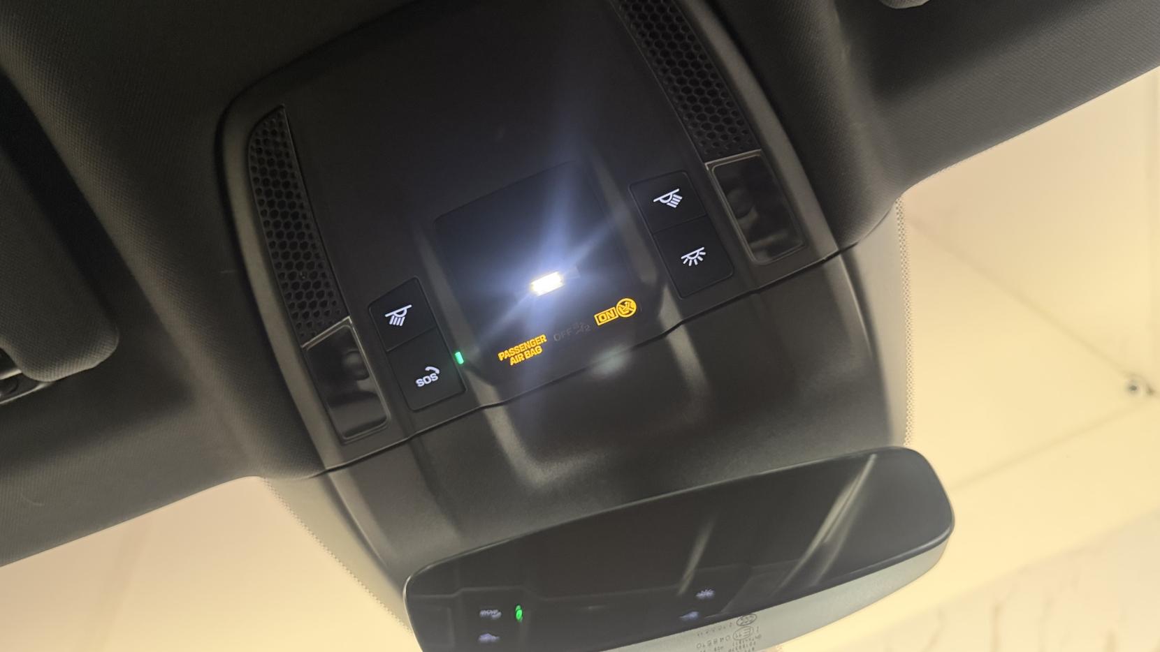 Porsche Taycan Performance Plus 93.4kWh Saloon 4dr Electric Auto RWD (11kW Charger) (476 ps)