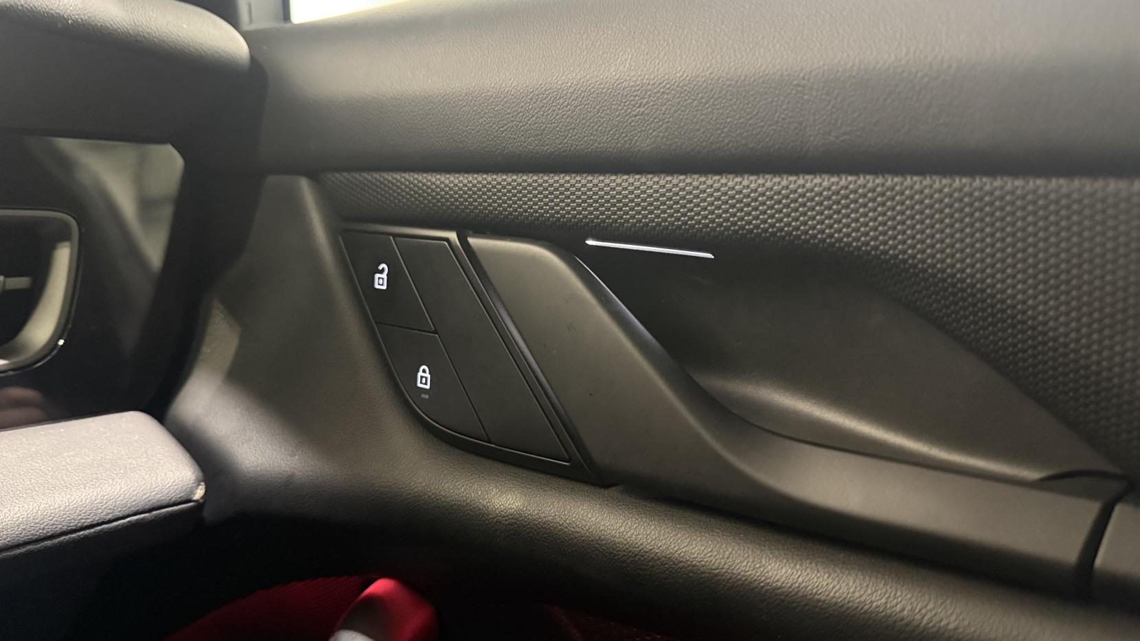 Porsche Taycan Performance Plus 93.4kWh Saloon 4dr Electric Auto RWD (11kW Charger) (476 ps)