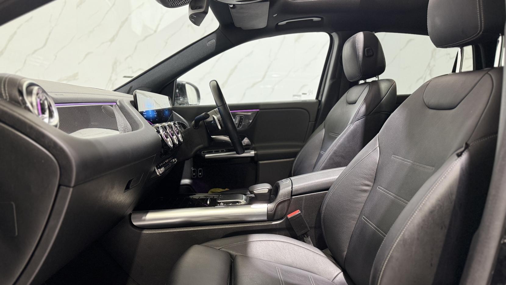 Mercedes-Benz GLA 1.3 GLA250e 15.6kWh Exclusive Edition (Premium Plus) SUV 5dr Petrol Plug-in Hybrid 8G-DCT Euro 6 (s/s) (218 ps)