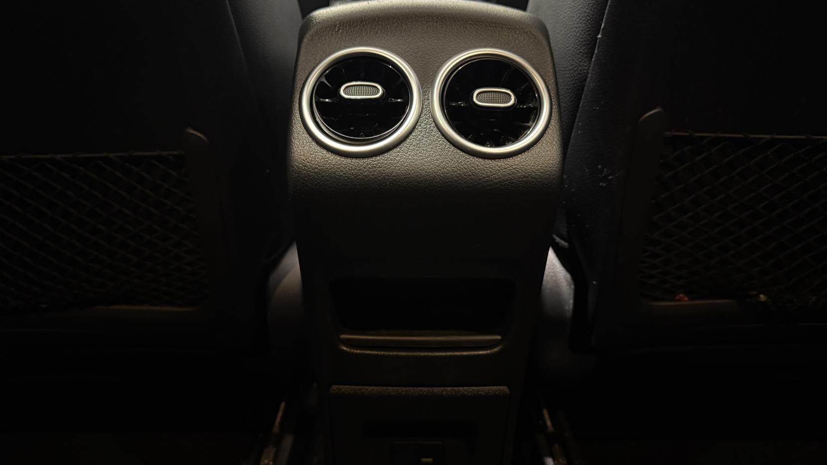 Mercedes-Benz GLA 1.3 GLA250e 15.6kWh Exclusive Edition (Premium Plus) SUV 5dr Petrol Plug-in Hybrid 8G-DCT Euro 6 (s/s) (218 ps)