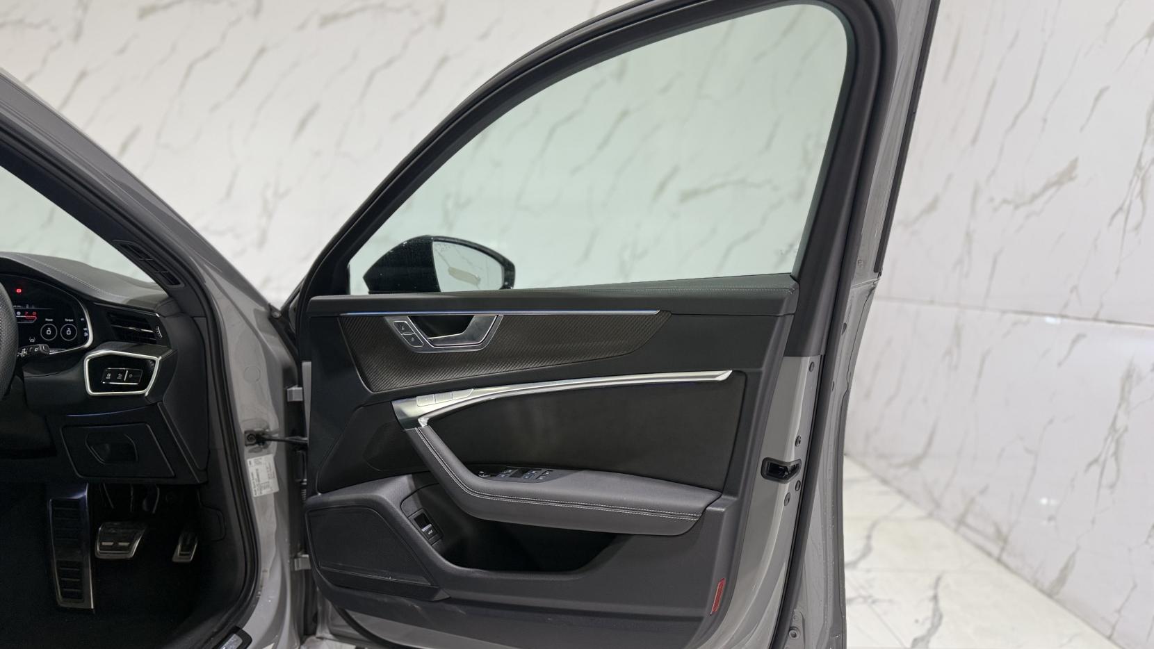 Audi RS6 Avant 4.0 TFSI V8 Vorsprung Estate 5dr Petrol Tiptronic quattro Euro 6 (s/s) (600 ps)