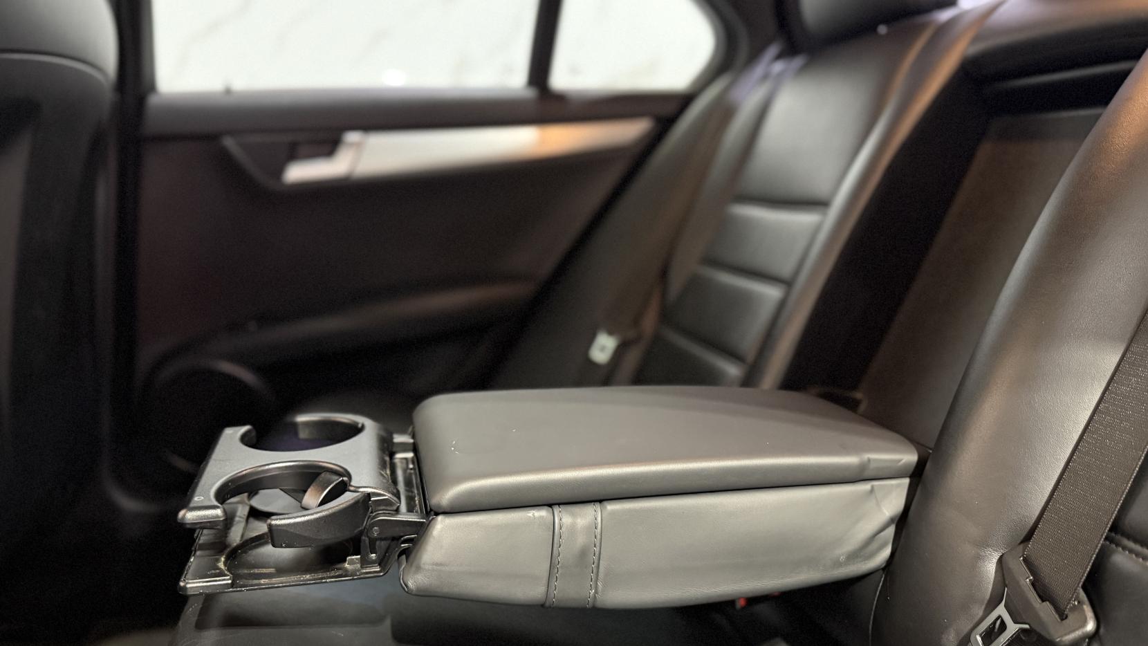 Mercedes-Benz C Class 6.3 C63 V8 AMG Saloon 4dr Petrol SpdS MCT Euro 5 (457 ps)