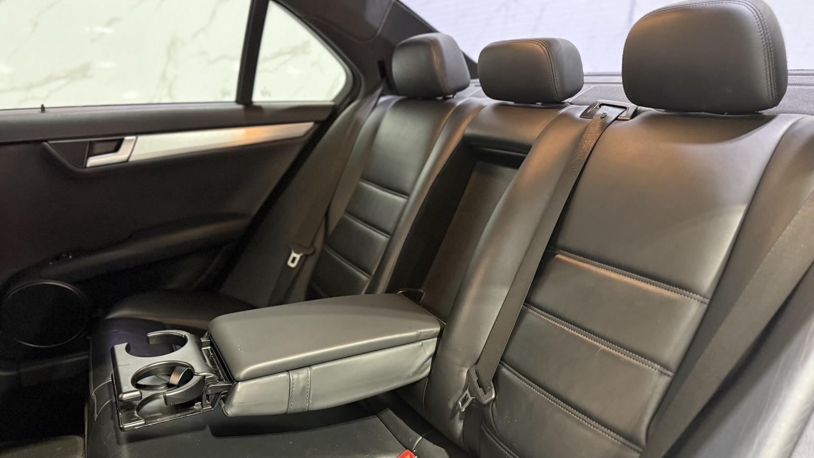 Mercedes-Benz C Class 6.3 C63 V8 AMG Saloon 4dr Petrol SpdS MCT Euro 5 (457 ps)