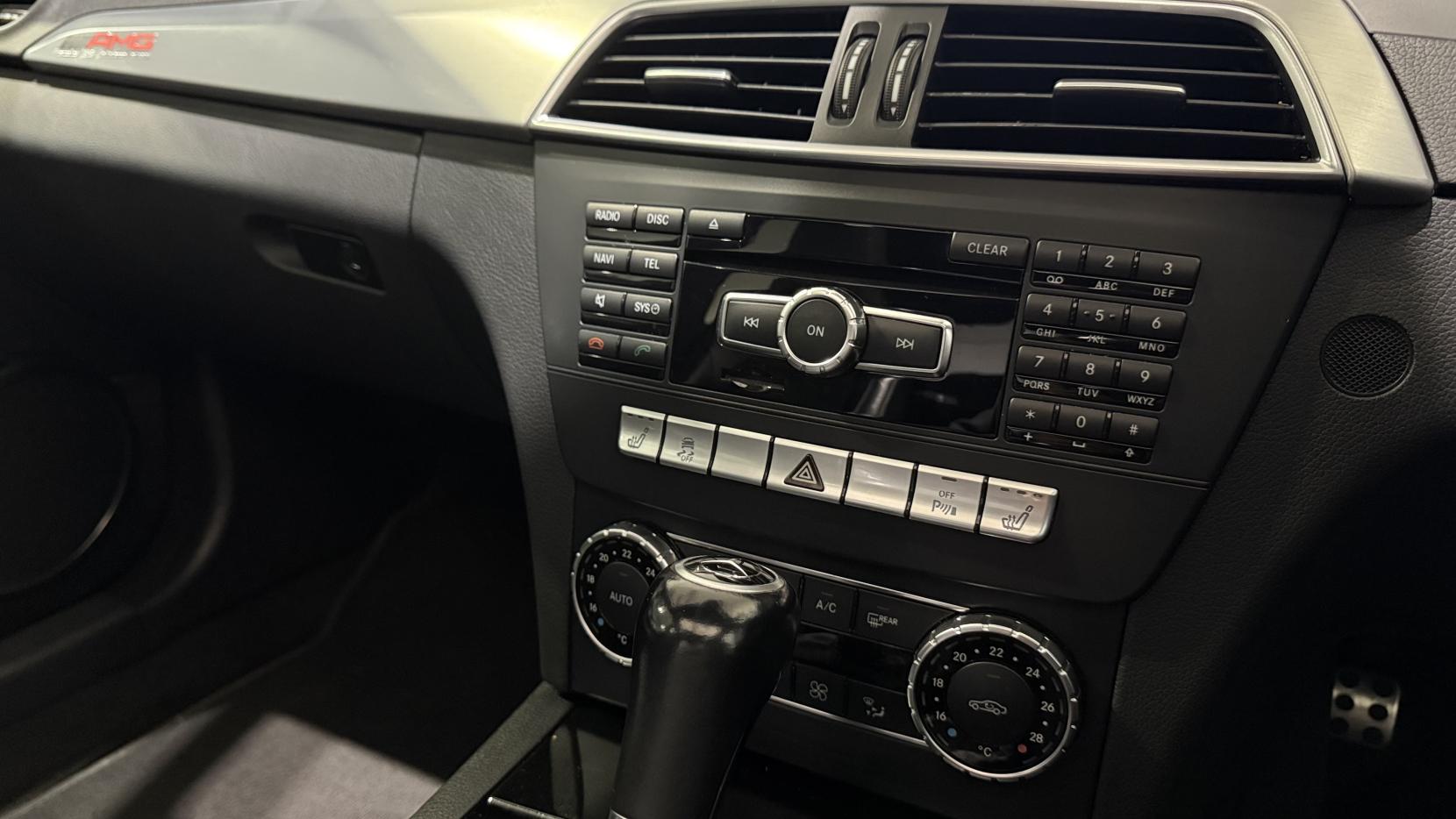 Mercedes-Benz C Class 6.3 C63 V8 AMG Saloon 4dr Petrol SpdS MCT Euro 5 (457 ps)