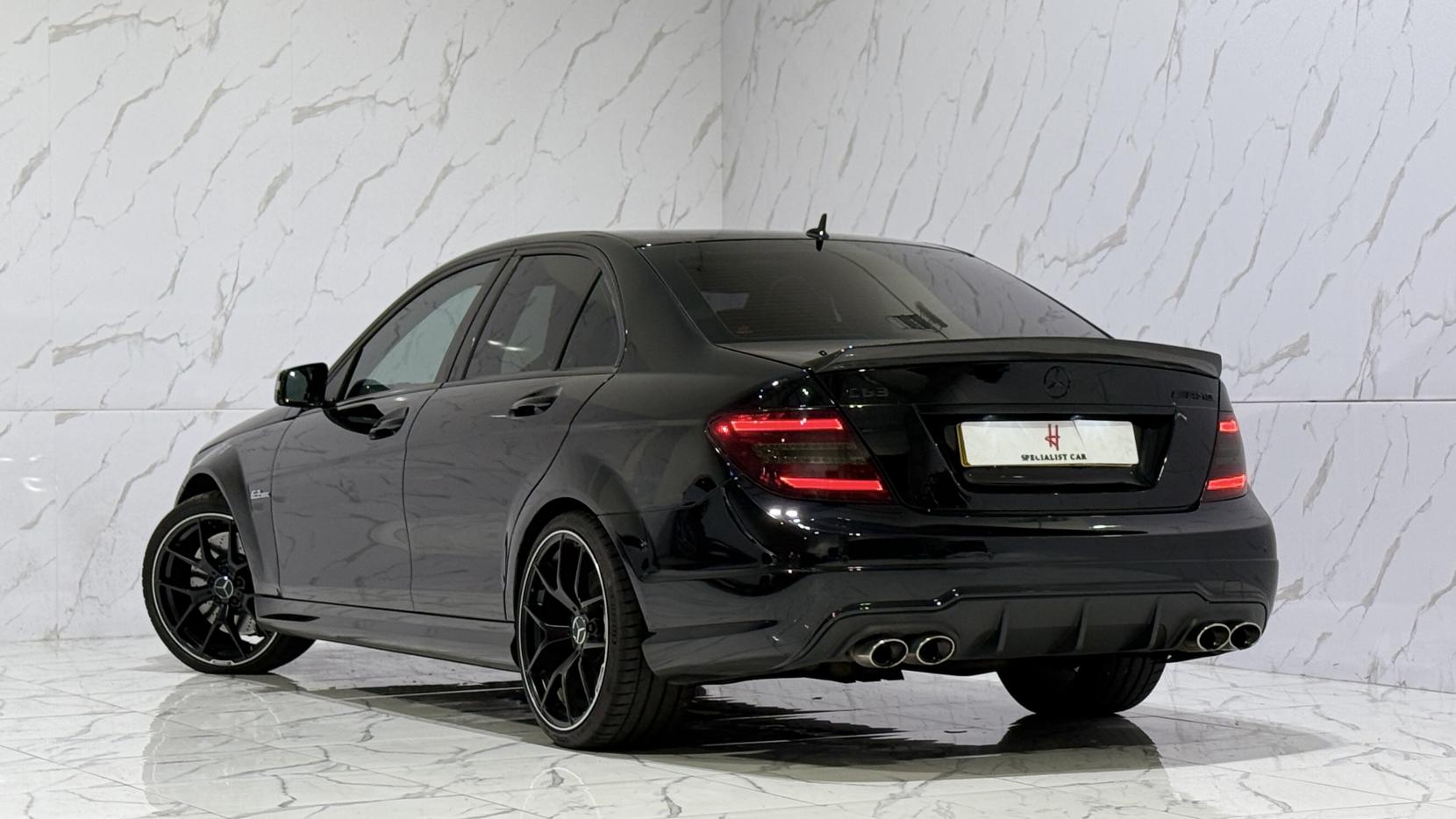 Mercedes-Benz C Class 6.3 C63 V8 AMG Saloon 4dr Petrol SpdS MCT Euro 5 (457 ps)