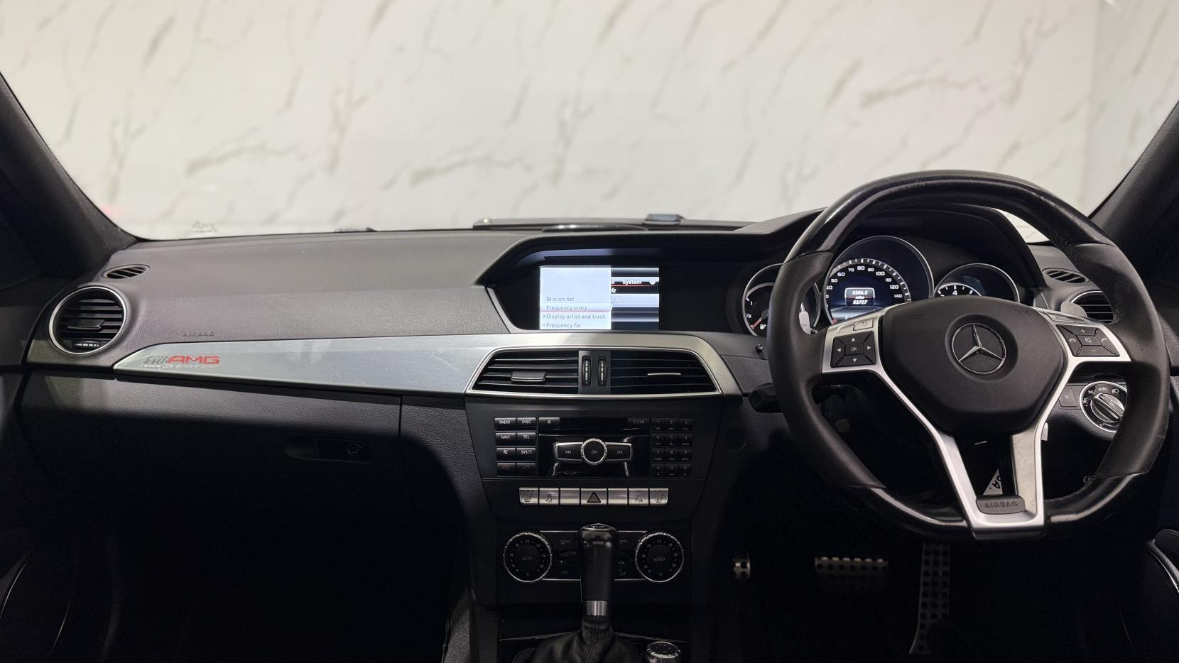 Mercedes-Benz C Class 6.3 C63 V8 AMG Saloon 4dr Petrol SpdS MCT Euro 5 (457 ps)